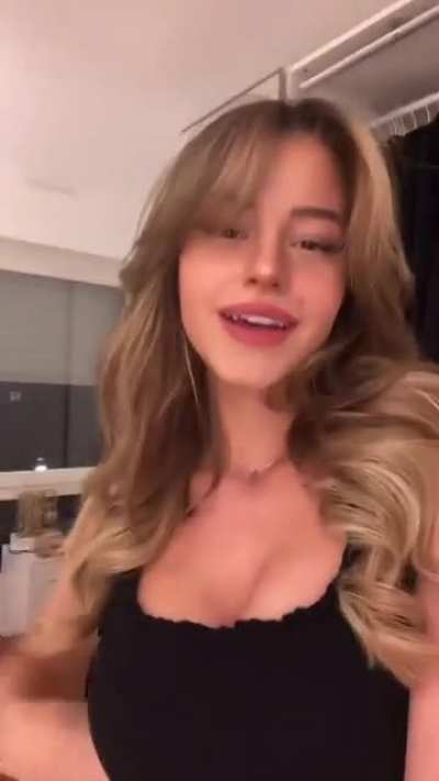 Boobs and face for your cum