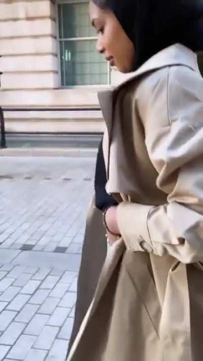 Strutting