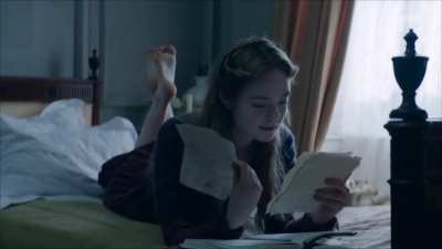 Elle Fanning 