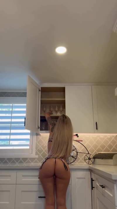 rachelle_reneee