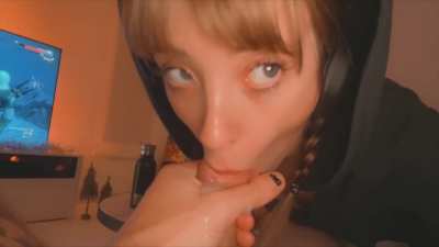 I kept sucking after making him cum in my mouth&hellip; like a good girl 😇