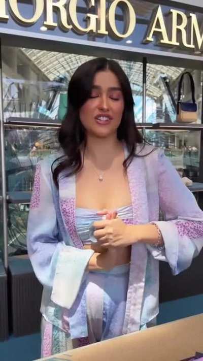Liza Soberano