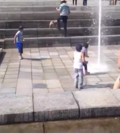 Water fountain