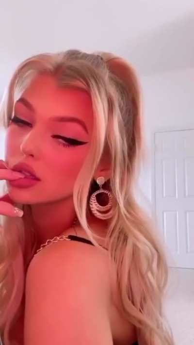 She makes me tingle