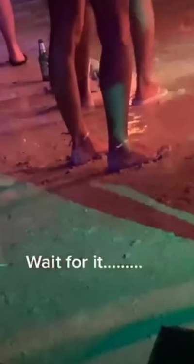 HMC while I wear high heels to a beach party