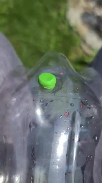 How much smoke can one cigarette insert in your lungs
