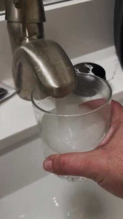 I&rsquo;ve been assured this is perfectly fine, no need to worry. It smells like chemicals and chlorine and the stench getting stronger every day. I just wanna brush my teeth. Can you imagine drinking it?