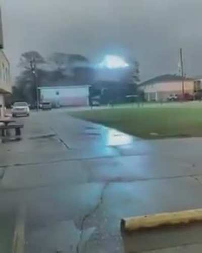 It sounds like there are some problems with the power line.