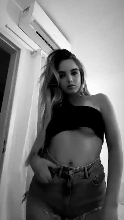 Giovanna Chaves