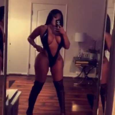 Teasing in the mirror