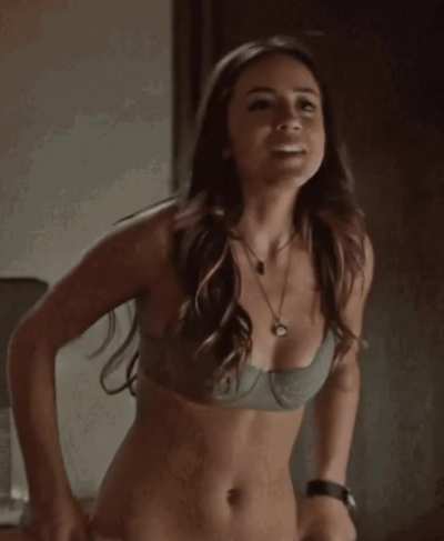 Chloe Bennet