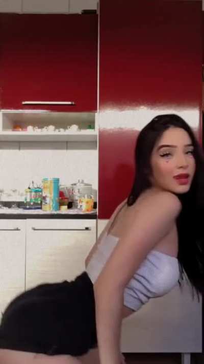 🤤🤤