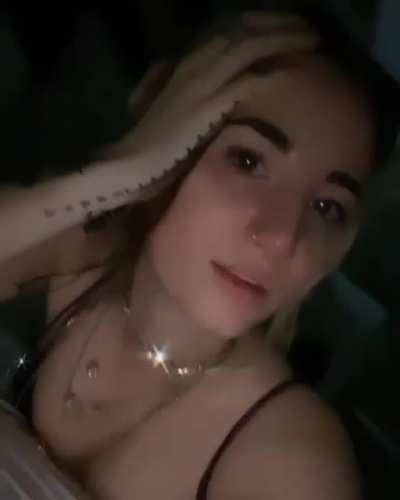 &bdquo;GIF&ldquo; aus Instagram Story vom 29.12.2020 1/2