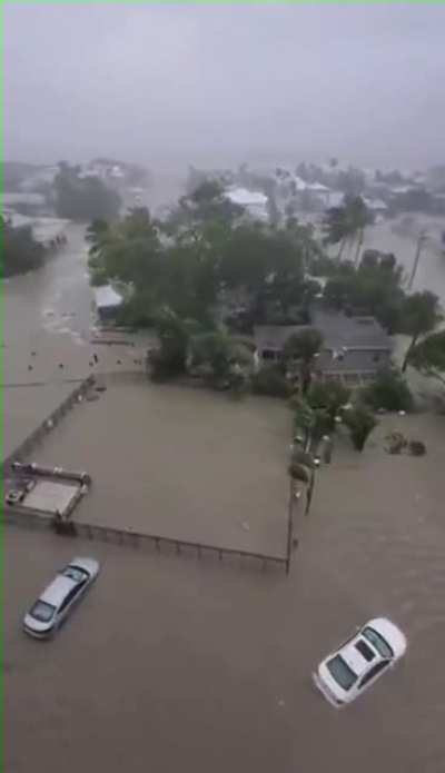 Fort Myers, Florida. Thinking about everyone in Florida.