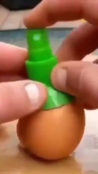 Blursed_spray