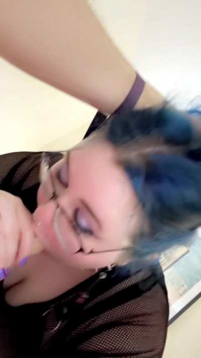 I need to suck more cock!