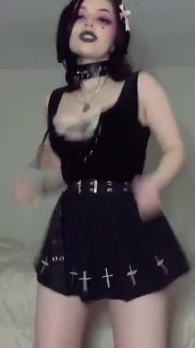 Goth babe v.2
