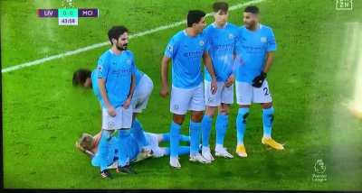 Dias Positioning Zinny Like a Toy