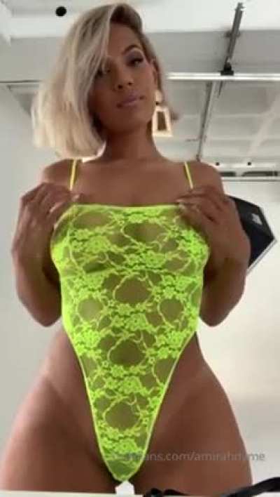 Her ass loves photoshoots 