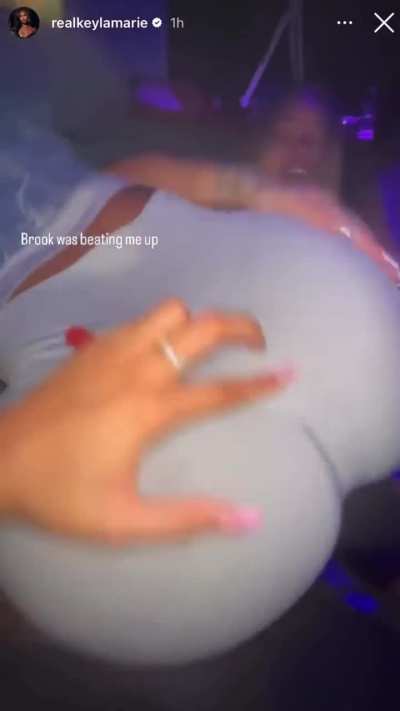 Peep how she gripped that mf 😮&zwj;💨😫