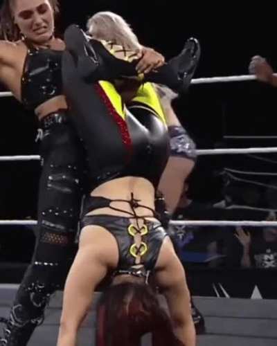 Io spanked