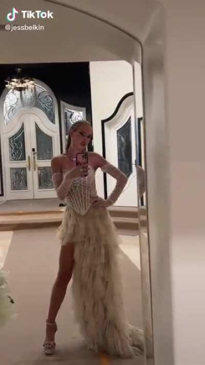She is opening for dianacouture at lafw again this year 🎀 shot the intro video today