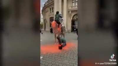 Climate activists in France from Derniere Renovation dressed the Charles Ray's &lsquo;Horse and Rider&rsquo; statue with a t-shirt reading &lsquo;858 days left,&rsquo; in reference to the number of days left in the hope of curbing climate change