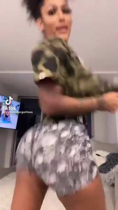 TikTok : @victoriamargaritaaa