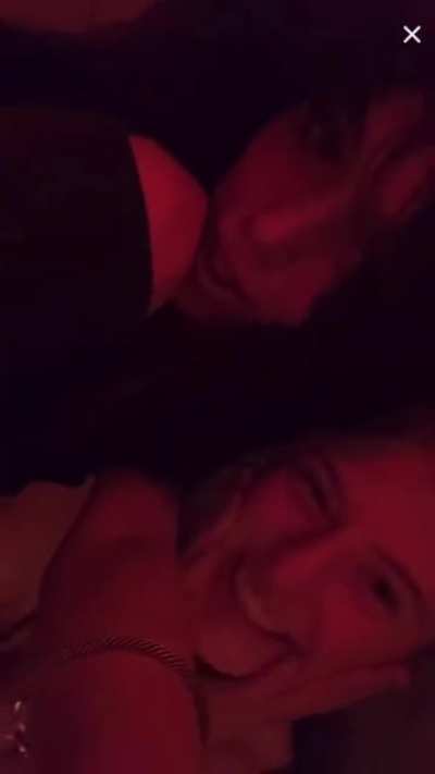 Drunk girls ftw