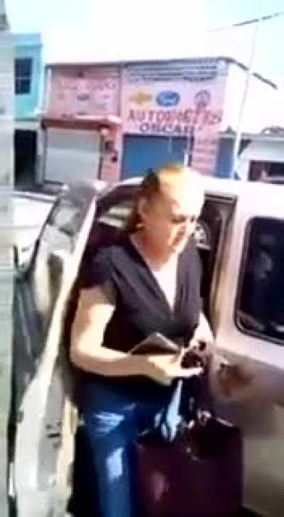 Woman asks for a refund after getting a new rear windshield installed because &ldquo;she didn&rsquo;t like it&rdquo; man pays her back then breaks windshield.