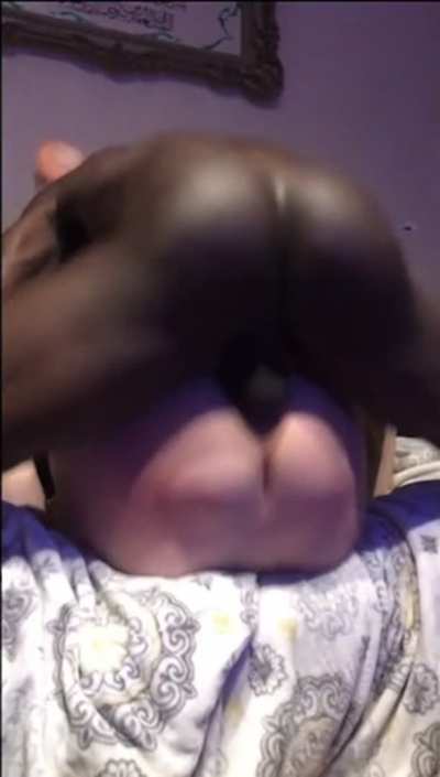 [M] Sometimes you just gotta FUCK them like no one ever has so they get addicted 😈😋 who&rsquo;s next on this ride ? 😏