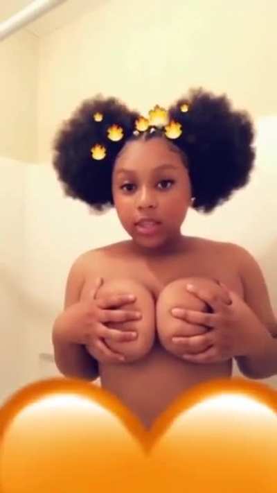 Add her snap @LayLaa327 To buy more Content 🥰!