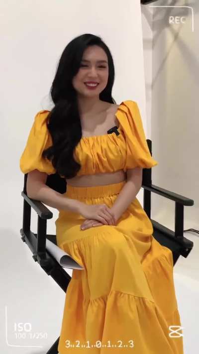 Francine Diaz 