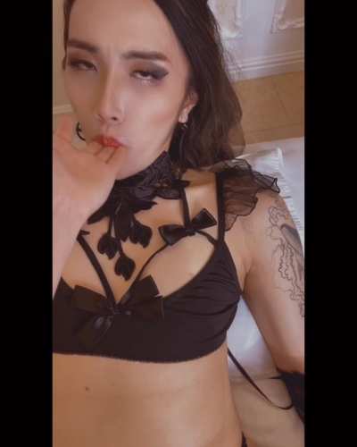 now eat it like a good gal