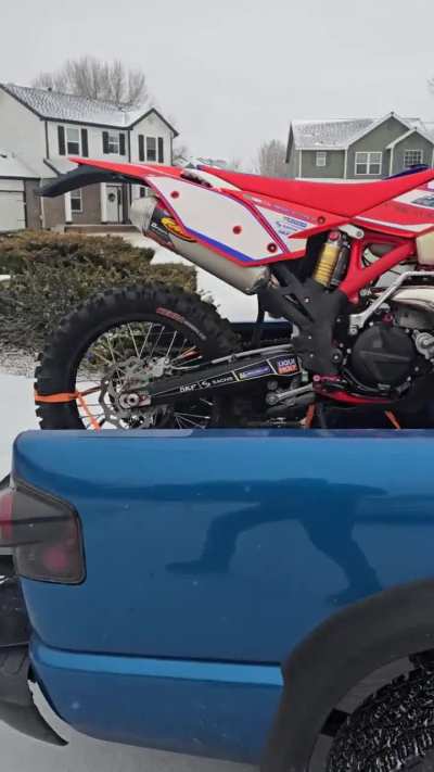 Just picked up my 300rr race cant wait to ride.