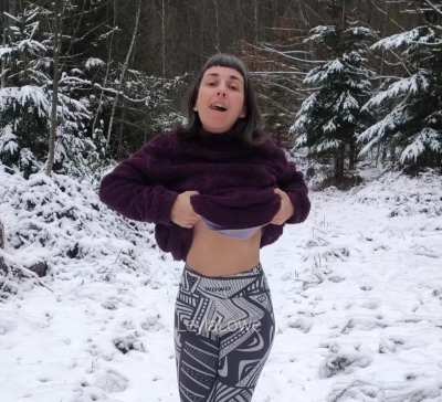 Just your adorable Milf, making the Winter hike more hot ❤️‍🔥