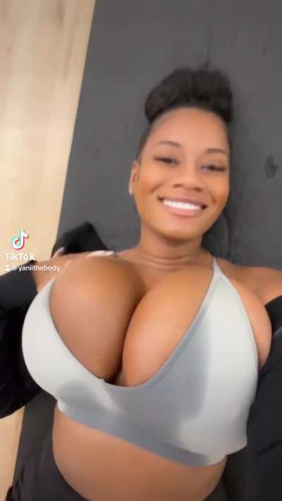 @yaniithebody