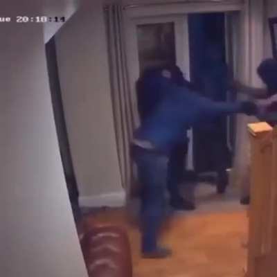 3 vs 1 house break in