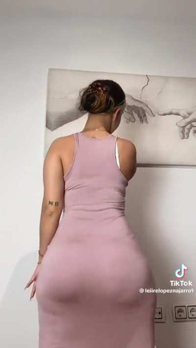 Poking in dress 💕