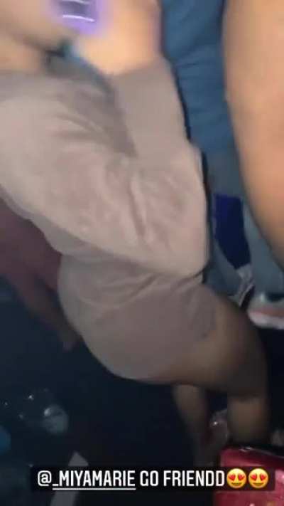 🍑