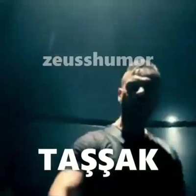 m-musakka eğer b-bu videoya g&uuml;lersen Almancılarla gelip sana su tabancası sıkacak 😳😳😳😳😳ayrıca Almanya'da yaşayıp T&uuml;rkiye kraldır dicek sakın g-g&uuml;lme... 😟😟😟😟😟😟😟