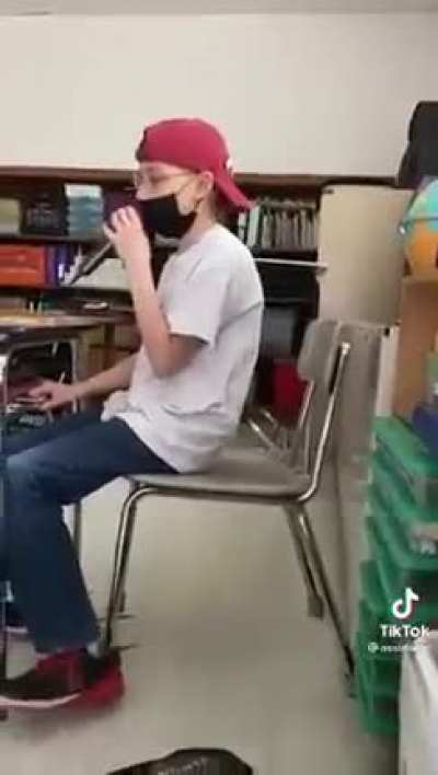 Kid Thinks He's The Boyfriend from Friday Night Funkin'