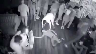 Man goes wild in a party (Sorry for the Minecraft sounds i didn't found the original)