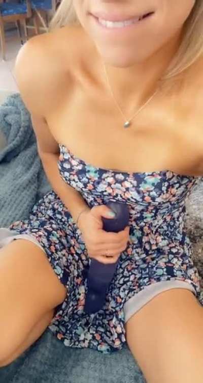 You guys should cum watch the rest of this video of me cumming 🙈😇let me know if you&rsquo;re interested in the comments, I&rsquo;ll give the first five people a free trial 😊❤️
