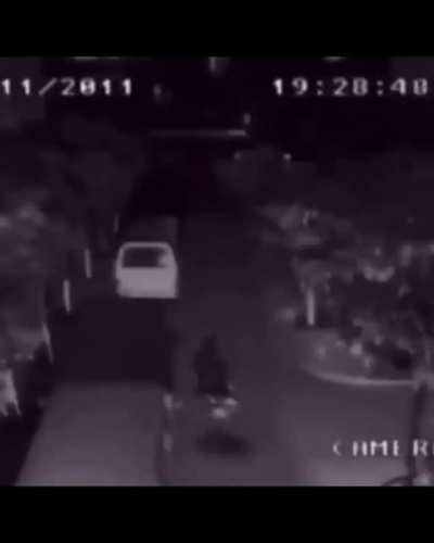 Cenabet &ccedil;ıkarsanız sokağa b&ouml;yle olur