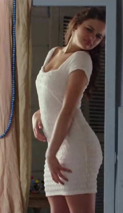 Joey King in a white mini dress!