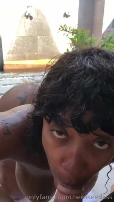 D&rsquo;ass nude diving head!