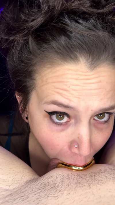 It&rsquo;s like the Muse was made for my mouth&hellip;and his cock😉😘😘