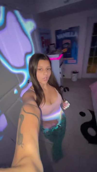 Frat party whore, bathroom slut. I&rsquo;m everywhere you need me.