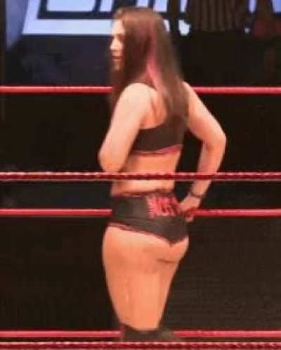 Tegan Nox